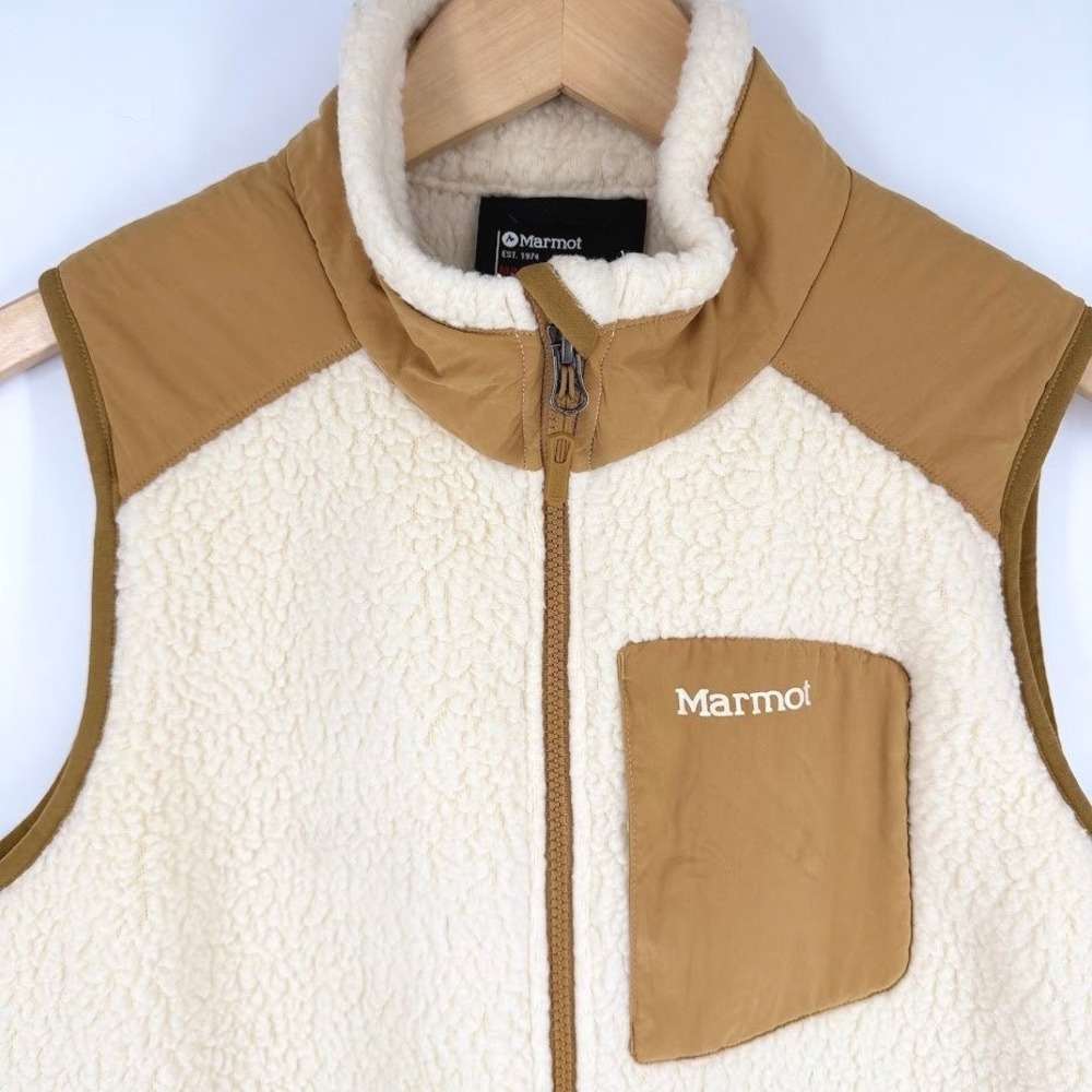 Marmot Wiley Polartec Sherpa Fleece Vest Womens M Cream Camel Gorpcore Outdoor